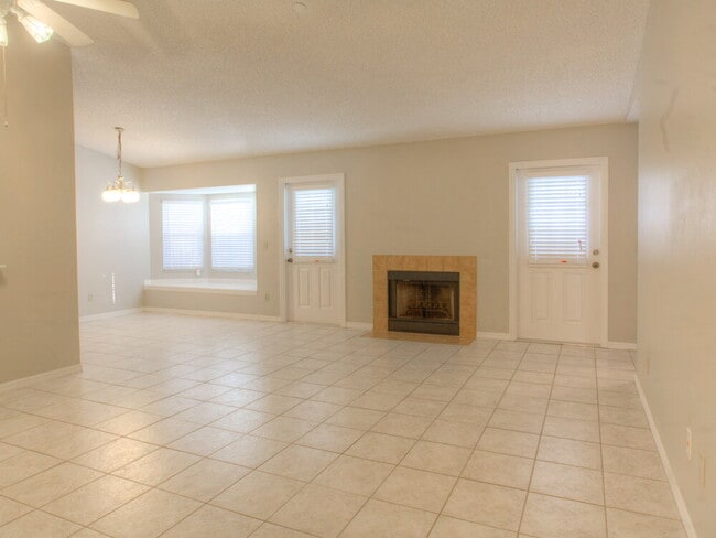 Photo - 9324 Pavillion Dr