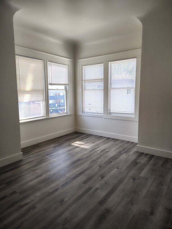 Photo - 2375 Fruitvale Ave