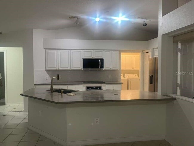 Photo - 2904 Evans Way