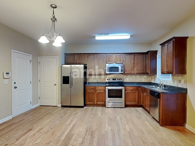 Photo - 507 Round Rock Trl