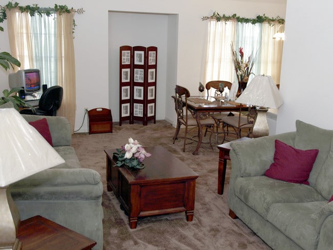 Cypress Run Apartments