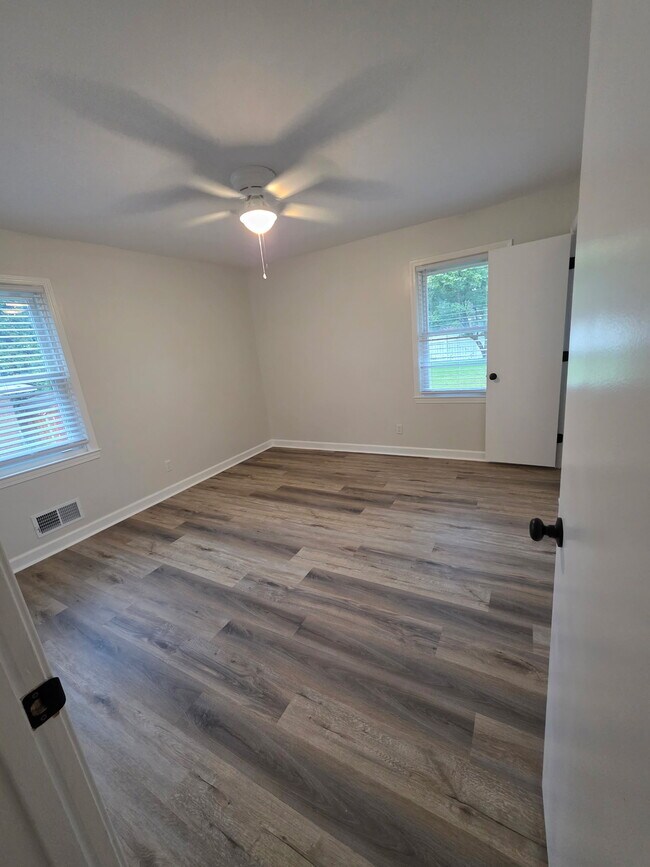 Photo - 2942 Larkspur Rd