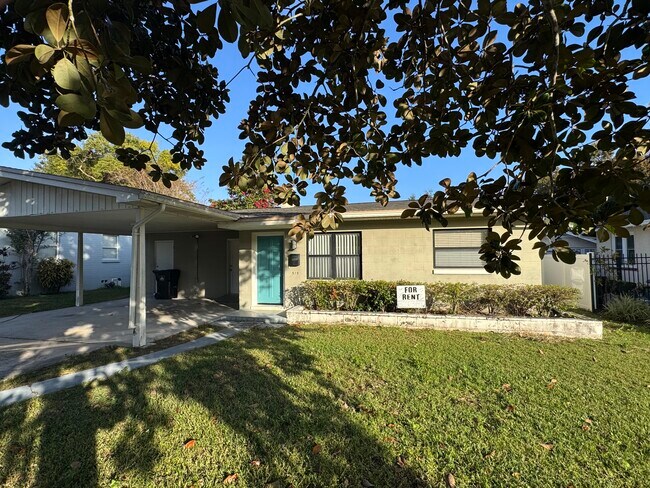 Photo - 515 E Miller St