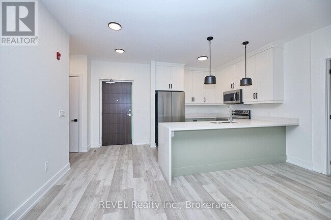 Photo - 207 - 300B FOURTH AVENUE Unité 207