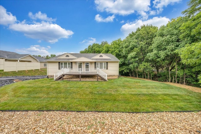 Photo - 185 Catawba Rd