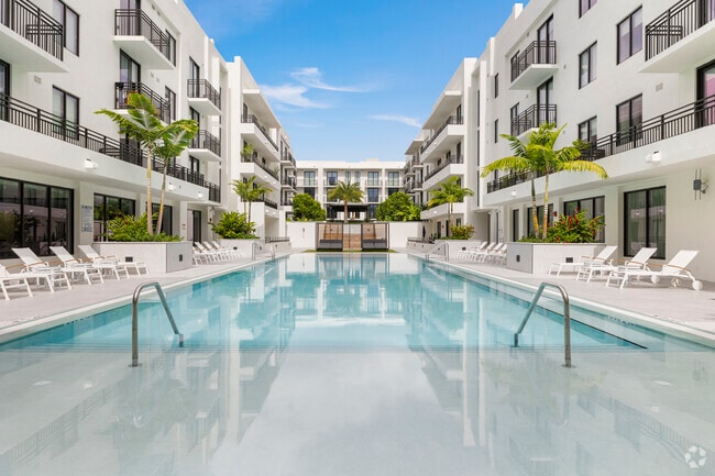 Building Photo - Soleste Seaside