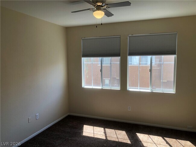 Building Photo - 10220 Delray Beach Ave Unit 202