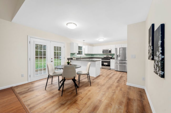 Photo - 3848 Bedford Pointe Dr