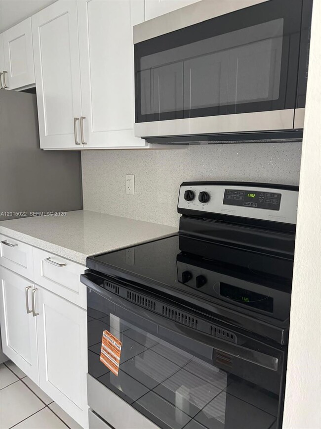 Photo - 2350 NE 135th St Unit 501