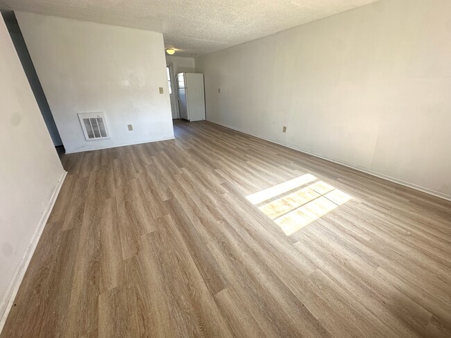 Photo - 2225 E 133rd Ave