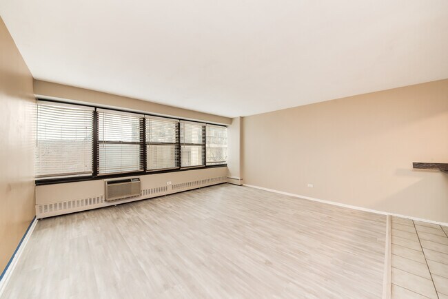Photo - 6030 N Sheridan Rd Unit 406