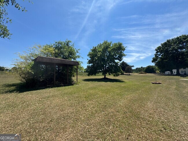 Photo - 1041 Limmerick Dr