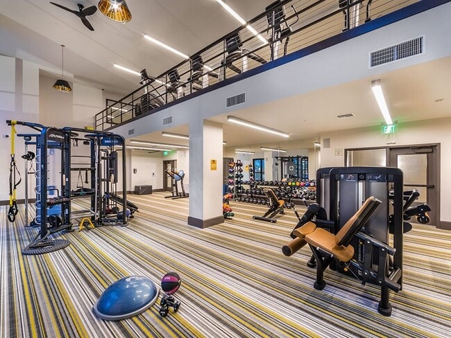 Photo - 808 West Apartments