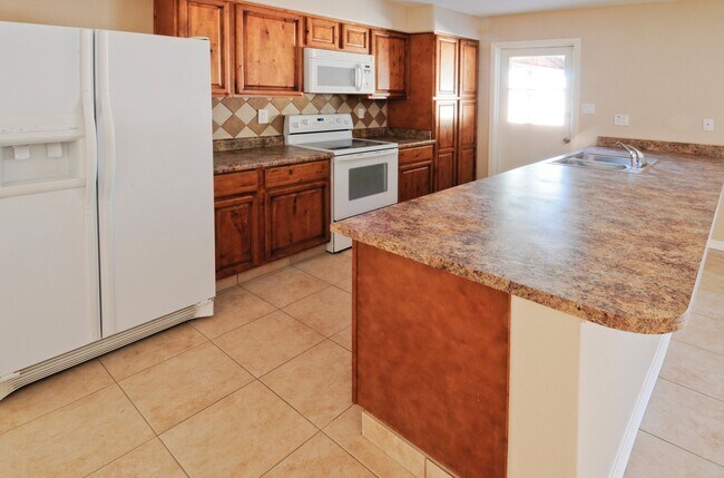 Photo - 2417 S Newberry Rd
