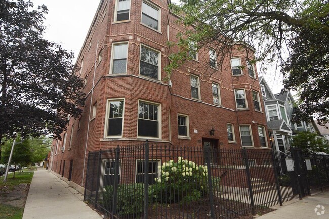 Building Photo - 2455 N Spaulding Ave Unit 6H Rental