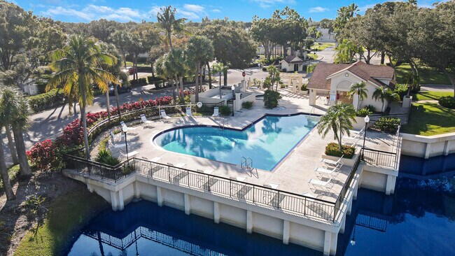 Photo - 8140 Bridgewater Ct