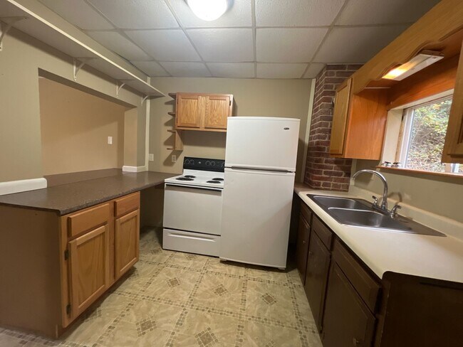 Photo - 150 Wellen Ave Unit 150 B