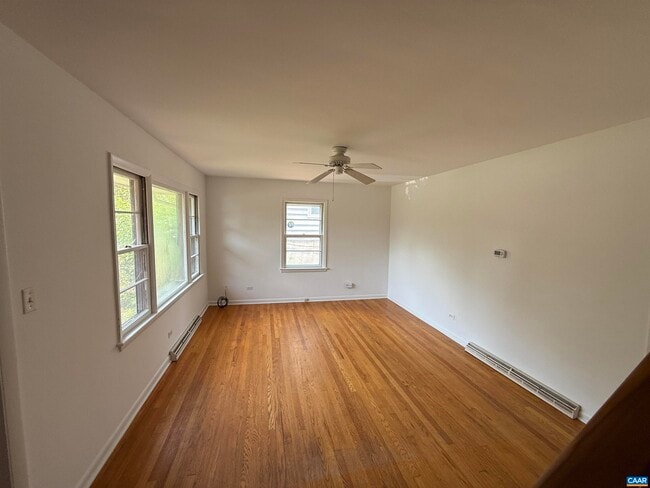 Photo - 913 Druid Ave