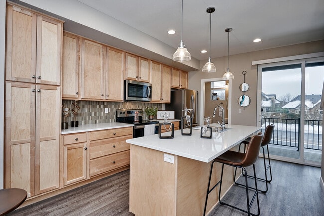Creekline Townhomes