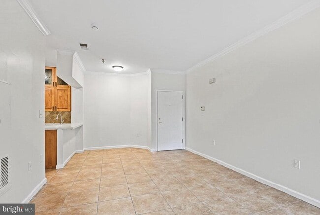 Photo - 12901 Alton Square Unidad 102