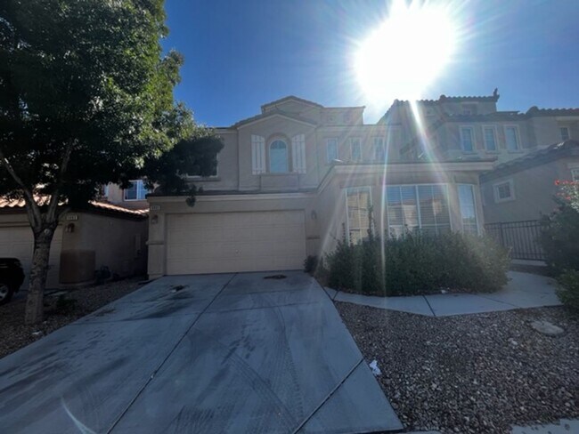 Welcome to this stunning 3-story home loca... - Welcome to this stunning 3-story home loca...