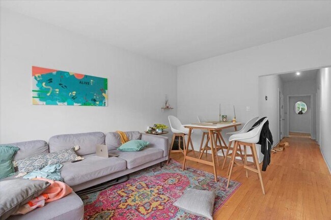 Photo - 3 bedroom in Chicago IL 60660 Unit 3