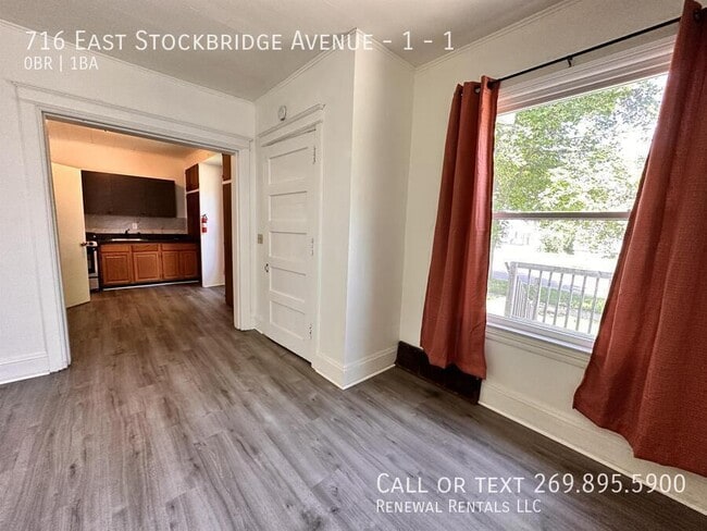 Photo - 716 E Stockbridge Ave Unit 1