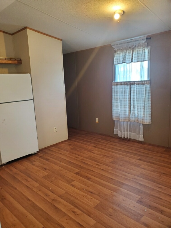 Photo - 494 Crooked St