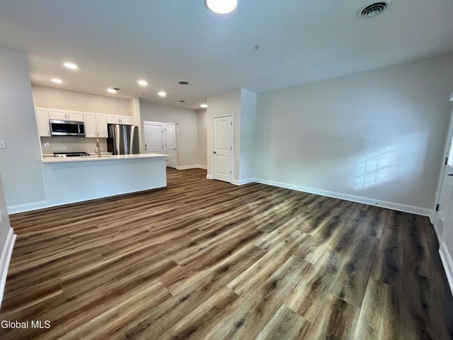 Photo - 60 Weibel Ave