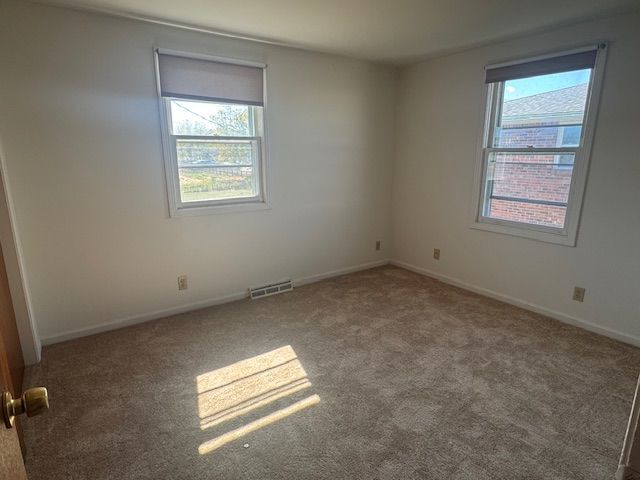 Photo - 650 W Main St