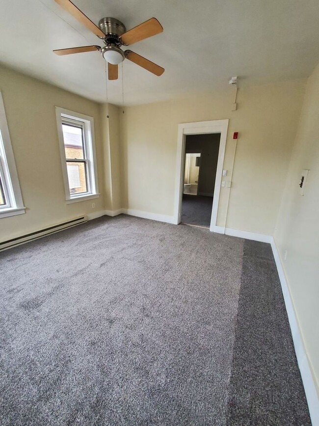 Photo - 19 E State St. 10 Unit