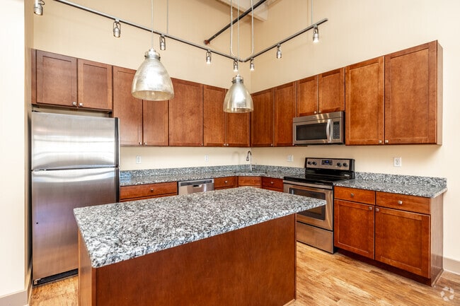 1BR, 1BA - Kitchen
