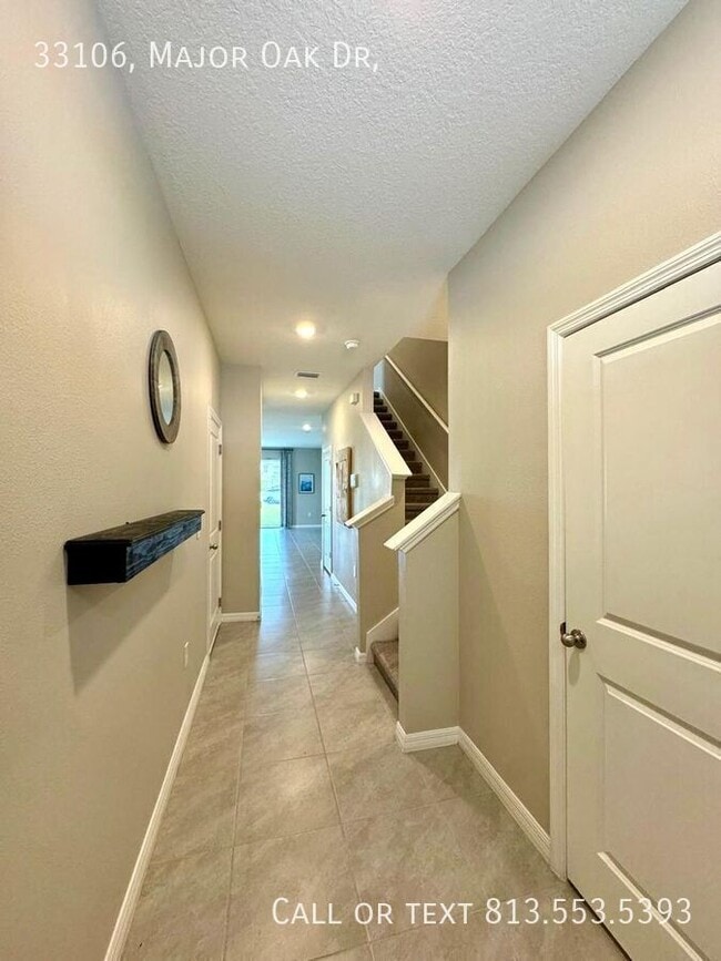 Photo - 33106 Major Oak Dr