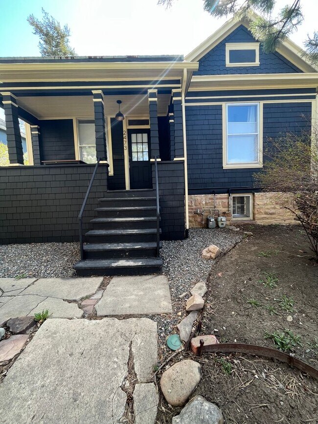 Building Photo - 2473 20th St Unit 1