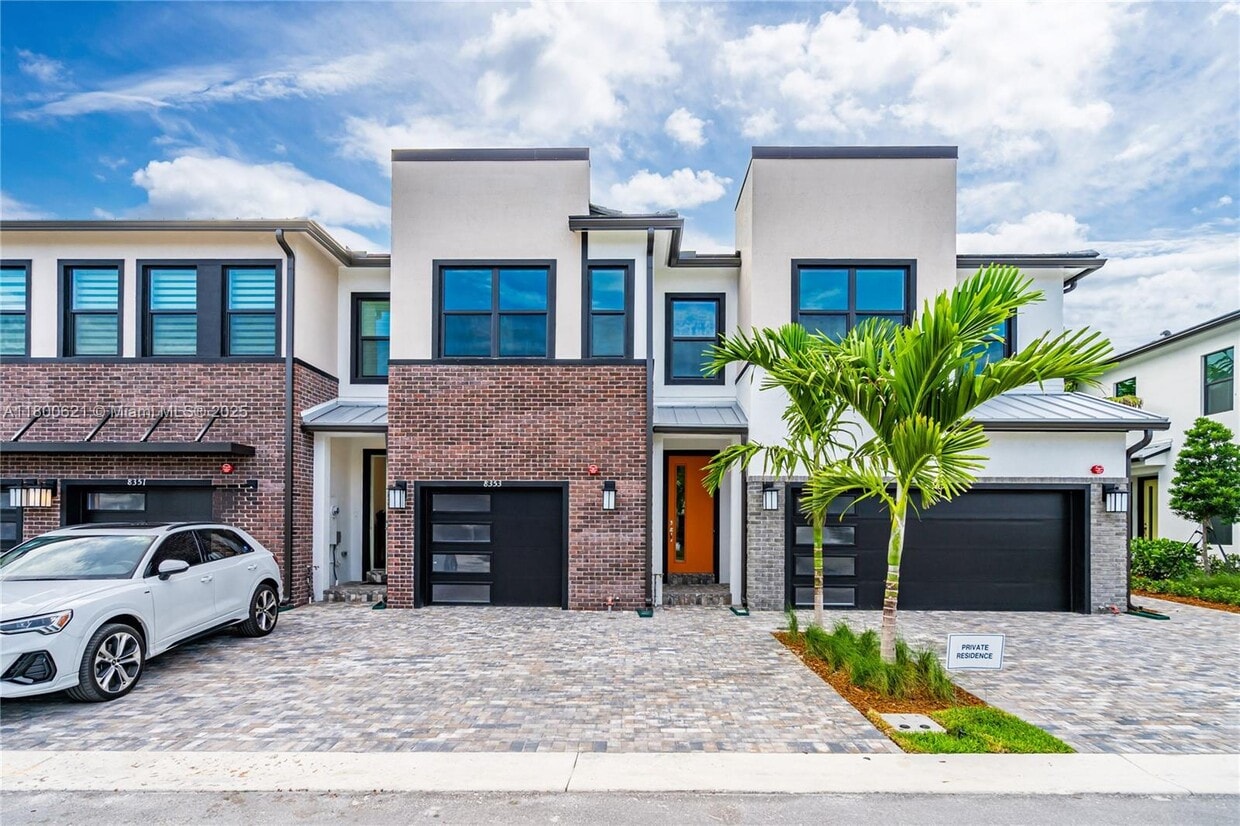 Photo - 8353 NW 7th Pl (Plantation, FL)