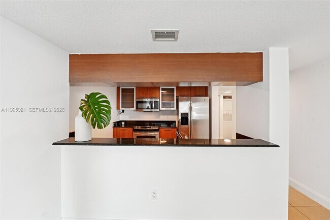 Photo - 1800 N Bayshore Dr Unit 2811