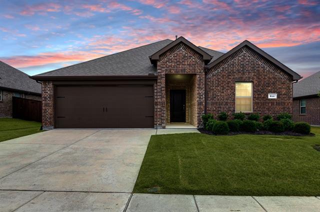 Photo - 314 Red Oak Dr