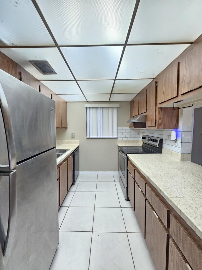 Photo - 1950 N Congress Ave Unidad 210