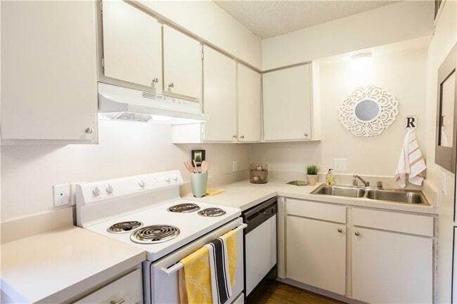 Photo - 4209 Avenue B Unidad 105