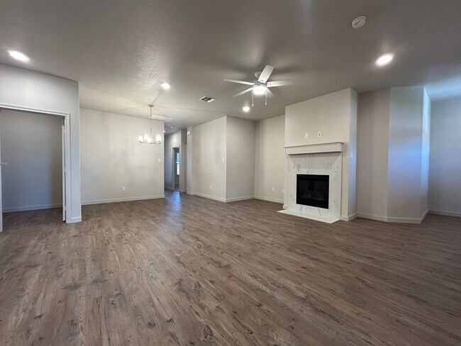 Photo - New Luxurious Townhome Located In Abbey Gl...