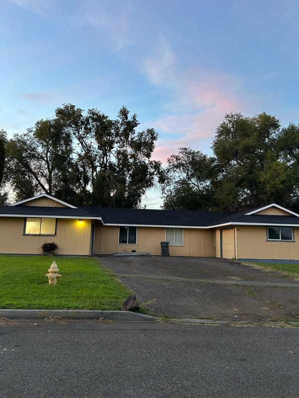Building Photo - 3704 W 5th Ct Rental