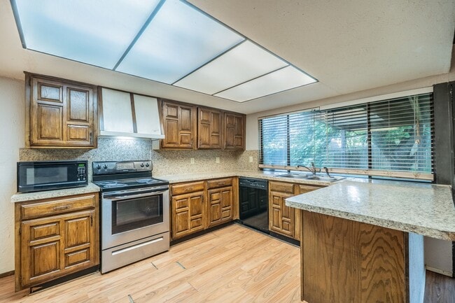 Photo - Move-In Ready 3-bed 2-bath!