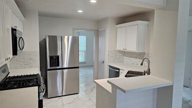 Photo - 23510 Stratsborough Dr