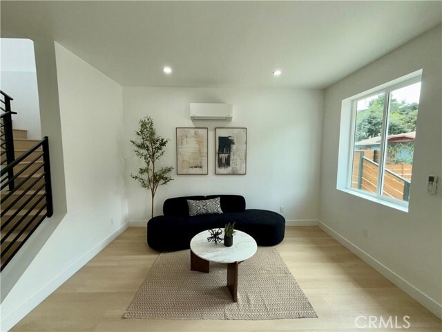 Photo - 1226 N Alma Ave