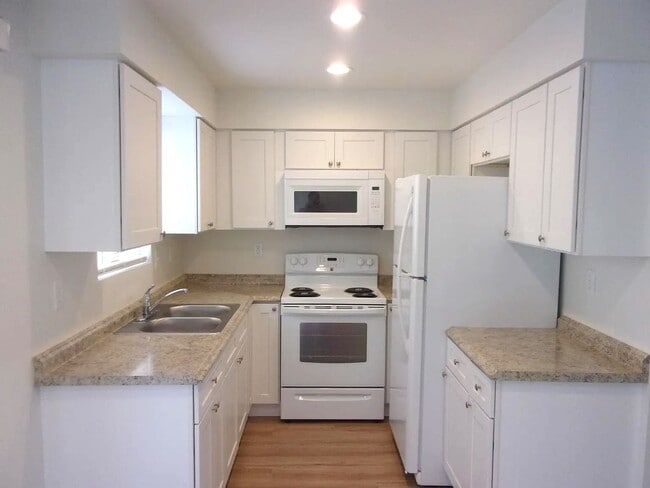 Photo - Updated and Renovated 2-Bedroom Townhouse in Lompoc