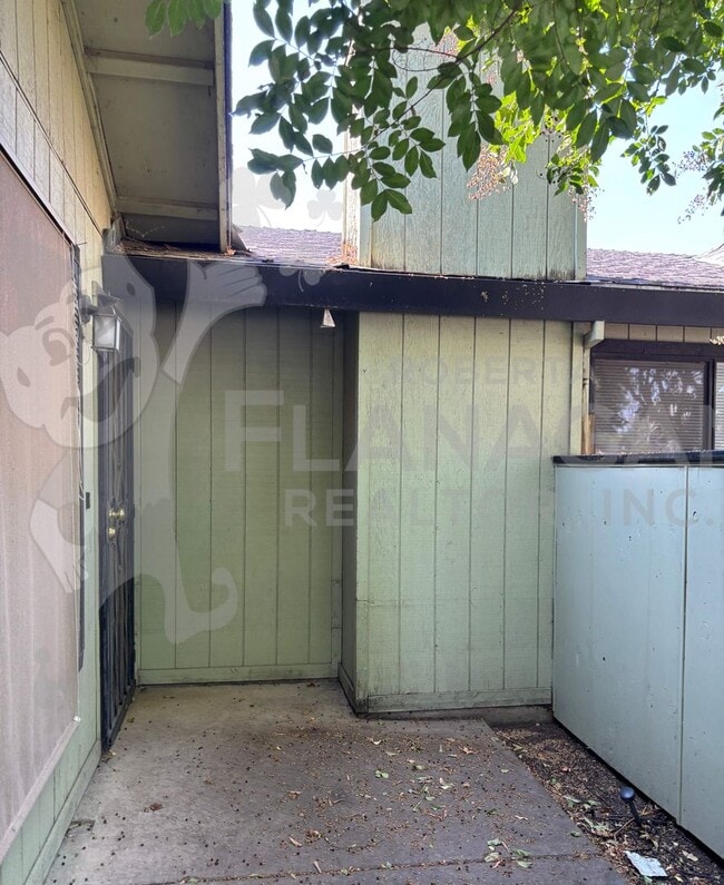 712 W Yosemite Ave Unit 712 W. Yosemite
