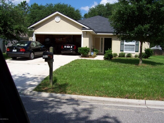 Building Photo - 12449 Long Lake Dr N Rental