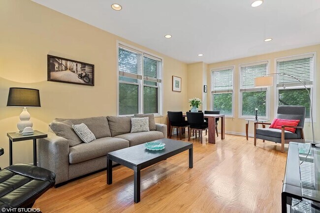 Photo - 1400 W Fillmore St