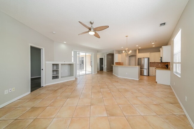 Photo - 1073 Whitegate Ct