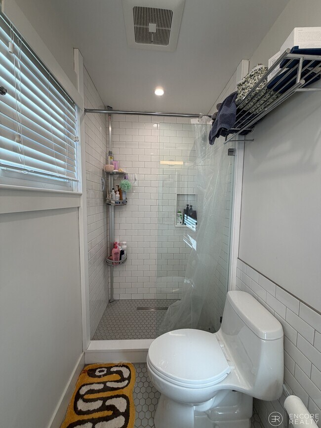 Photo - 208 Banks St Unit 208
